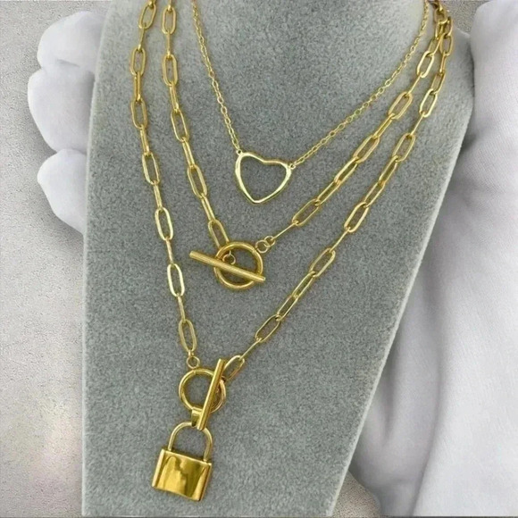 *NEW* 18K Gold  Plated Stainless Steel "LOCK" Necklace w/ Toggle Closure - Picture 3 of 10